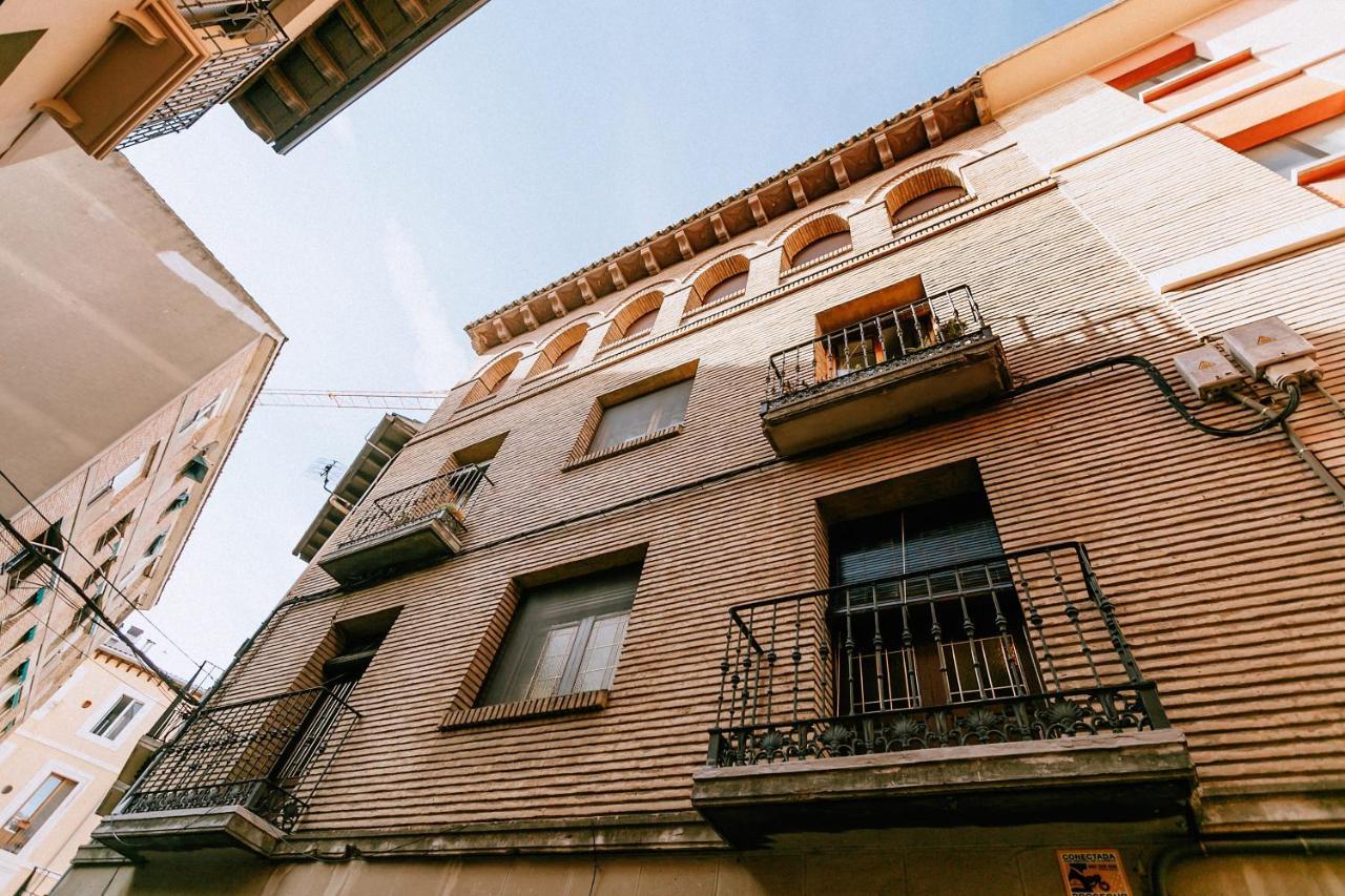 Capricho De Vidania Apartment Huesca Bagian luar foto