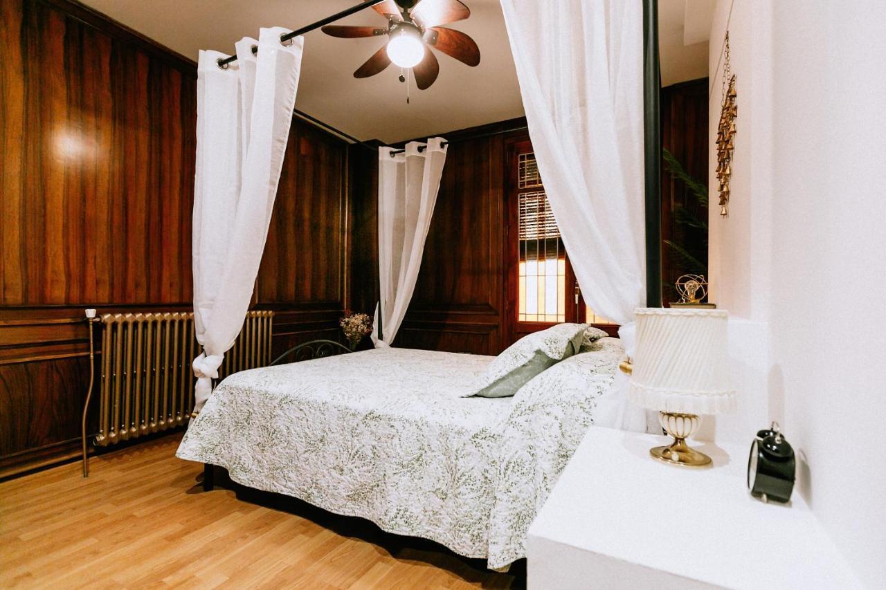 Capricho De Vidania Apartment Huesca Bagian luar foto